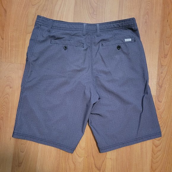 Never worn! Grey patterned board shorts by Trinity. Size 32 - Picture 3 of 4